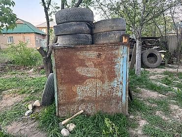 шкаф для офиса: Шкаф для инструментов, В наличии — 2