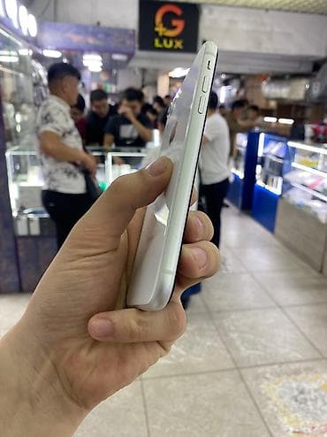 Аксессуары для мобильных телефонов: IPhone Xr, Б/у, 256 ГБ, Белый, Защитное стекло, Чехол, Кабель, 85 % — 3