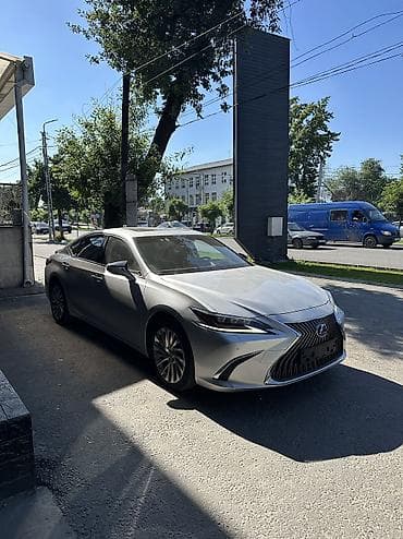 Lexus ES: 2020 г., 2.5 л, Автомат, Гибрид, Седан lalafo.kg да Lexus ES: 2020 г., 2.5 л, Автомат, Гибрид, Седан