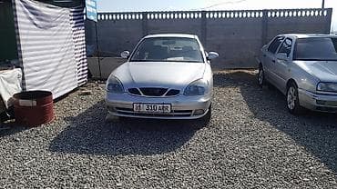 Daewoo Leganza: 2000 г., 2 л, Бензин, Седан