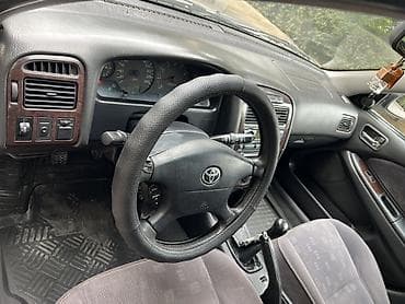 corolla e120: Toyota Avensis: 2002 г., 1.8 л, Механика, Бензин, Хэтчбэк — 8