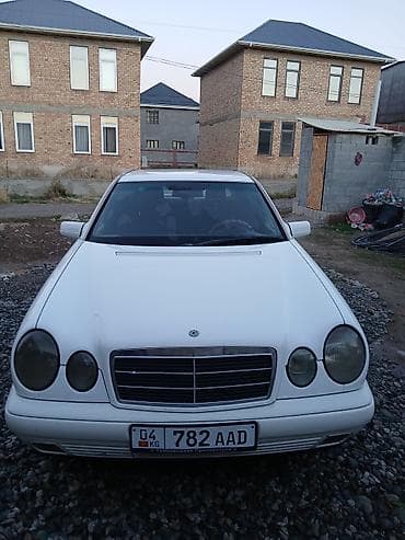 Mercedes-Benz E-Class: 1996 г., Механика, Бензин, Седан — 4