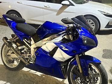 мото 250 куп: Yamaha YZF-R1, спортбайк в фирменном синем цвете. Новый пластик ! — 4