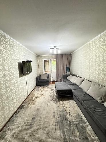 3 комнаты, 58 м², 8 мкр 104 серия, 2 этаж, Косметический ремонт