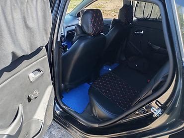 outback 2017: Kia Rio: 2017 г., 1.6 л, Автомат, Бензин, Хэтчбэк — 6