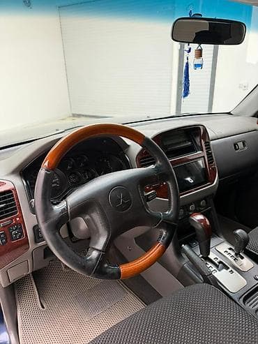 диски на 20: Mitsubishi Pajero: 2003 г., 3.2 л, Автомат, Дизель, Внедорожник — 6