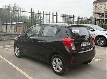 step 2: Chevrolet Spark: 2016 г., 1 л, Автомат, Бензин, Хэтчбэк — 5
