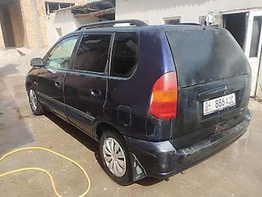 Продажа авто: Mitsubishi Space Star: 1998 г., 1.6 л, Механика, Бензин, Универсал — 4