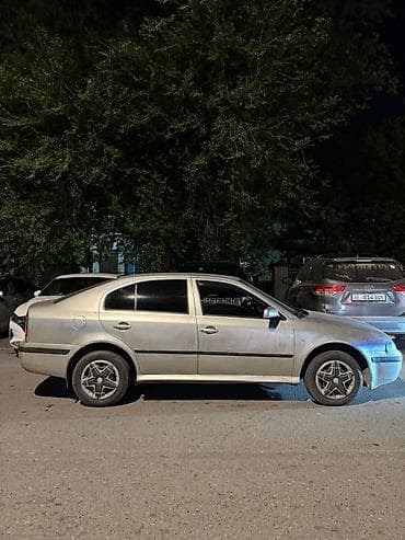 чери: Skoda Octavia: 2005 г., Седан — 2