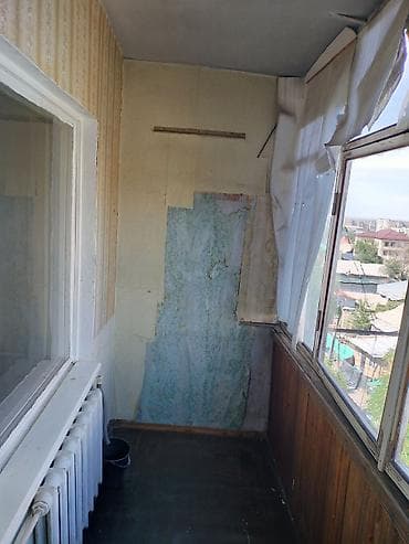105: 1 комната, 35 м², ул. Боконбаева / Гоголя 105 серия, 5 этаж, Старый ремонт — 7