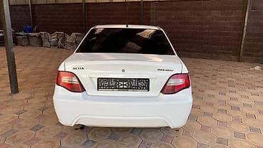 mazda cronos: Daewoo Nexia: 2010 г., 1.5 л, Седан — 4