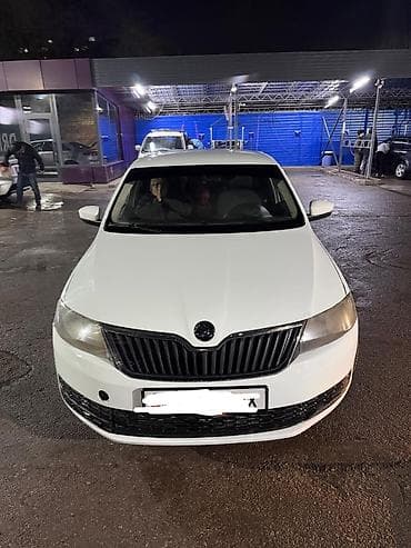 Skoda Rapid: 2016 г., 1.6 л, Механика, Бензин, Седан