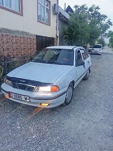 crv 1998: Daewoo Nexia: 1995 г., 1.5 л, Механика, Бензин, Седан — 2