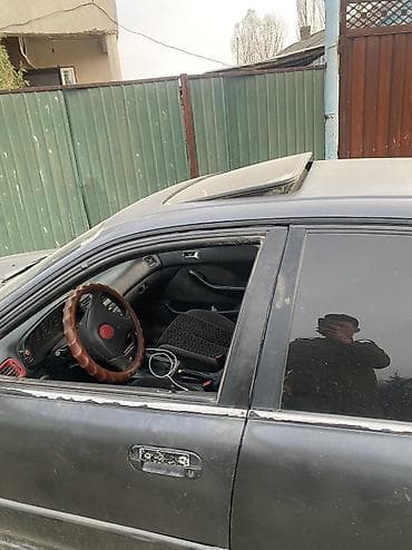 w211 e500: Honda Accord: 1993 г., 1.8 л, Бензин, Седан — 5