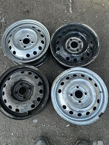 продаю диски с резиной: Железные Диски R 14 Комплект, отверстий - 4 — 1