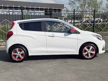 противен: Chevrolet Spark: 2016 г., 1 л, Автомат, Бензин, Хэтчбэк — 6
