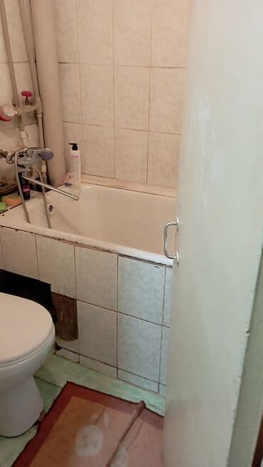 сдам дом: Сдаётся комната в квартире. - Мебель: односпальная кровать, шкаф для — 8