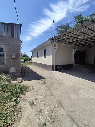 📍 В Сокулукском районе в с. Маловодное продаётся дом . 🏡Просторный — 3