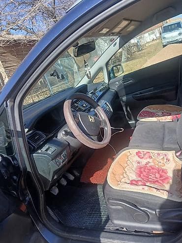 спойлер эстима: Honda FR-V: 2005 г., Автомат, Бензин, Минивэн — 5