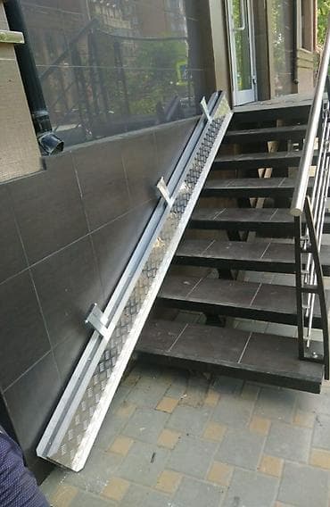 инвалидные коляски: Металлическая лестница Наружные, Форма лестницы: Много-маршевая — 7