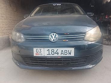 Volkswagen Polo: 2011 г., 1.6 л, Механика, Бензин, Седан