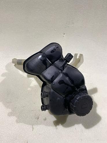 ml 350: Бачок Mercedes-Benz 2008 г., Оригинал — 1