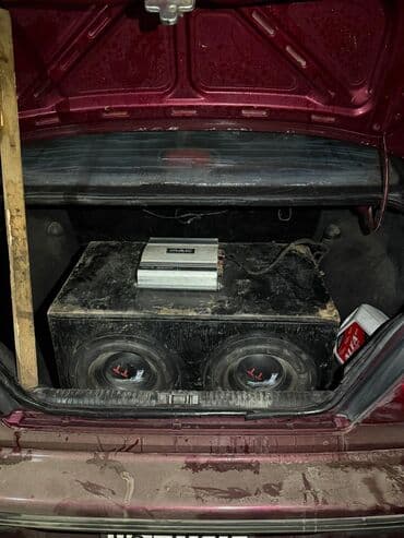 Катализаторлорду сатып алуу: Сабвуфер сатылат динамики Урал ТТ усилитель мак аудио 2500 — 2