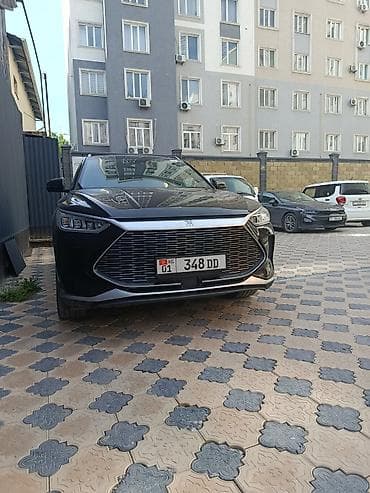 m5 cs: BYD Song Plus: 2022 г., Гибрид, Кроссовер — 1