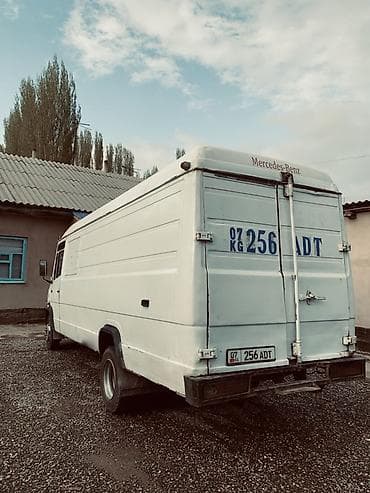 wolkswagen golf: Грузовик, Mercedes-Benz, Стандарт, 7 т, Новый — 4