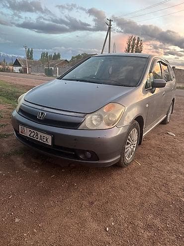Honda Stream: 2004 г., 1.7 л, Автомат, Бензин, Универсал — 3