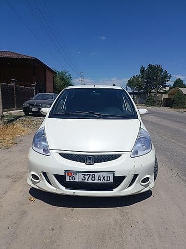 Сдаю Honda Jazz, Долгосрочно, Без водителя — 1
