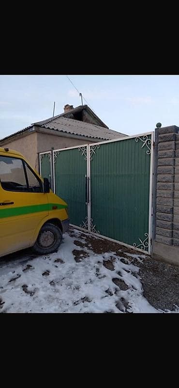 Кочкор районунда чоң 5 бөлмөлүү үй сатылат. Документально 16 соток -