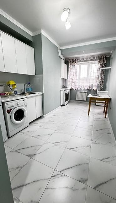 продаю гараж аламедин 1: Срочно продаю 1 к.кв. в Аламедин-1, дом 34/1. Рядом с кафе Жасмин — 4