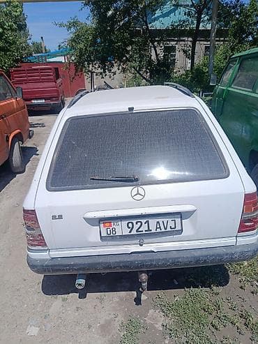 мерседес бенз с: Mercedes-Benz W124: 1993 г., Механика, Газ, Универсал — 7