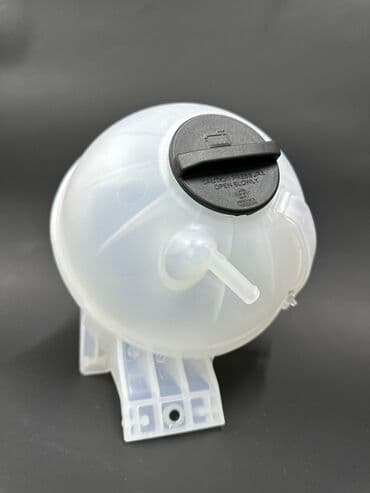 Бачок Mercedes-Benz Новый