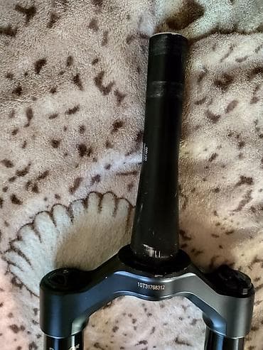 забыл: Продается (возможен обмен на разные вело запчасти) вилка rockshox pike — 6
