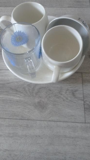 электро часы: Отвечаю здесь . блюдца по 20 сом (6шт) - 120 сом кружечки (6 шт) - — 3