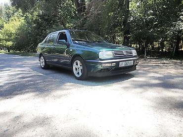 golf 2: Volkswagen Vento: 1995 г., 1.8 л, Механика, Бензин, Седан — 2