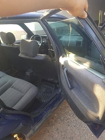rav4 se: Volkswagen Passat Variant: 1992 г., 1.8 л, Механика, Бензин, Универсал — 9