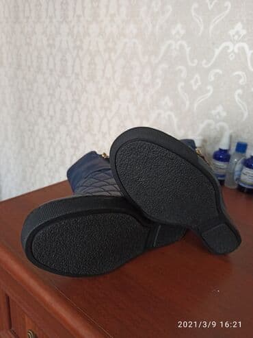 ecco 42: Обувь кожанная,фирма, скрытый каблук 6 см,новые размер 39 но на 38 — 8