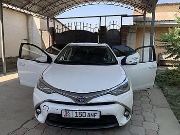 corolla 2016: Toyota Corolla: 2018 г., 1.8 л, Вариатор, Гибрид, Хэтчбэк — 4