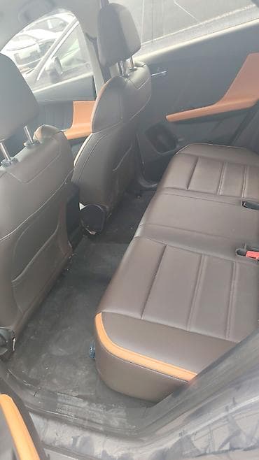 BYD: BYD E2: 2021 г., 1 л, Автомат, Электромобиль, Хэтчбэк — 4