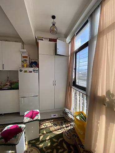 стол с тумбой: Кухонный шкаф, Б/у, Напольный, Без мойки, ЛДСП — 1