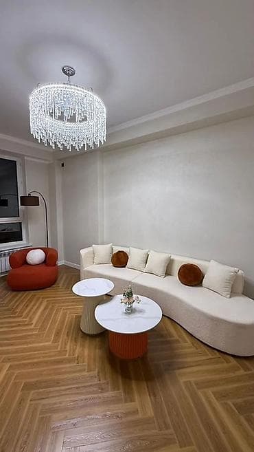 3: 3 комнаты, 76 м², Пишпек Элитка, 8 этаж, Евроремонт — 1