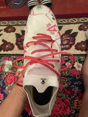 азиаты: Футбольные бутсы Kelme для игры на искусственном покрытии. Размер 40.5 — 4