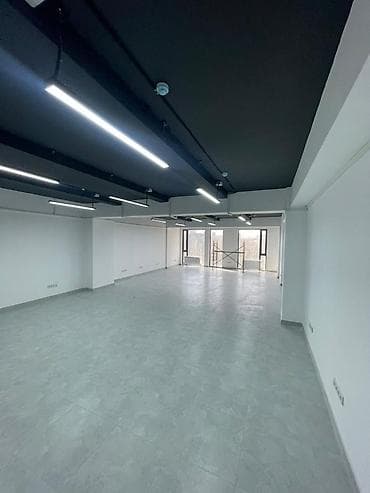 сдается готовый бизнес: Аренда офисов, 90 м², В бизнес центре, 1 линия — 1