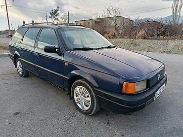 Унаа сатуу: Volkswagen Passat: 1992 г., 1.8 л, Кол менен иштөөчү, Бензин, Универсал — 2
