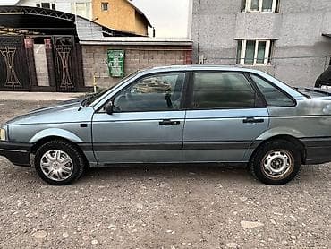 892 2: Volkswagen Passat: 1991 г., 2 л, Механика, Бензин — 4