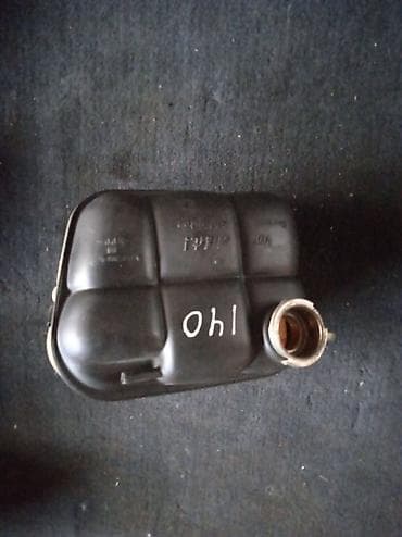 w209: Автозапчасти на Мерседес-бенц Расширительные бачки на Мерседес-бенц — 8