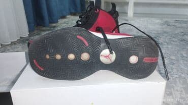 Ботинки: Мужские кроссовки, 42, Nike, Б/у, цвет - Красный, Самовывоз — 2